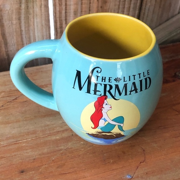 Disney’s The Little Mermaid Large Blue & Yellow 18oz Oval Coffee Mug - Picture 1 of 7